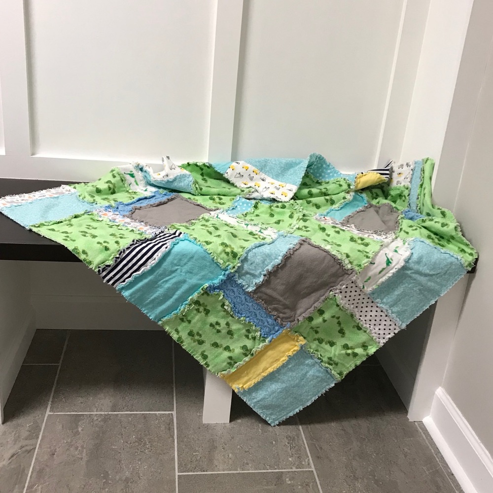 Handmade rag quilt for baby boy, turtle prints